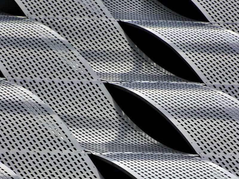 Metallic sheets in a wave pattern