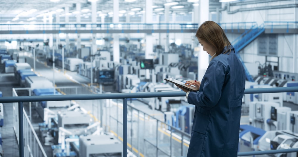 Factory production environment supported by manufacturing ERP software